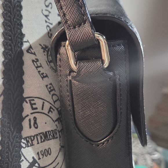 ✨️♠️Bundle♠️✨️ Kate Spade Crossbody Bag And Wallet!! - Picture 5 of 12